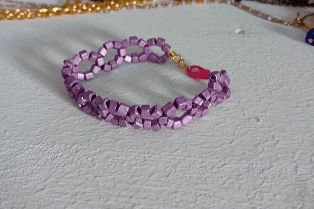 Bracelets 